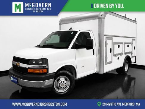 Used 2022 Chevrolet Express 3500 w/ Power Convenience Package RWD image 1
