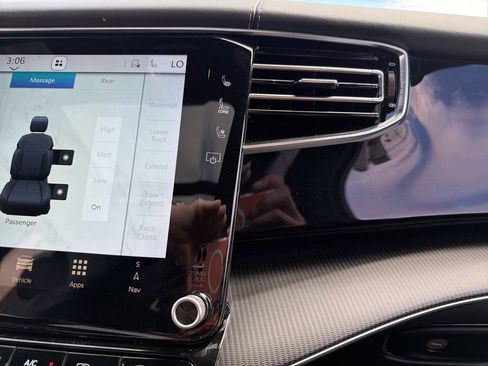 Used 2024 Jeep Grand Wagoneer Series II w/ Quick Order Packagew 28T image 56