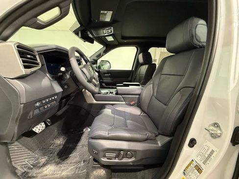 New 2026 Toyota Tundra Platinum AWD/4WD image 12