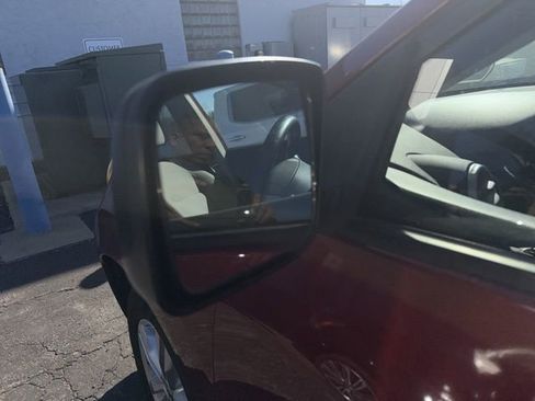 Used 2015 Nissan Rogue S w/ Convenience Package image 15