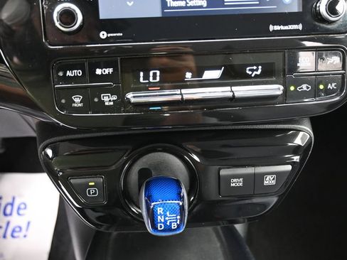 Used 2022 Toyota Prius LE FWD image 25