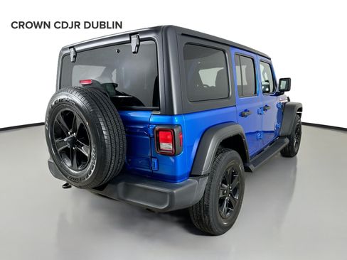 Used 2022 Jeep Wrangler Unlimited Sport AWD/4WD image 5