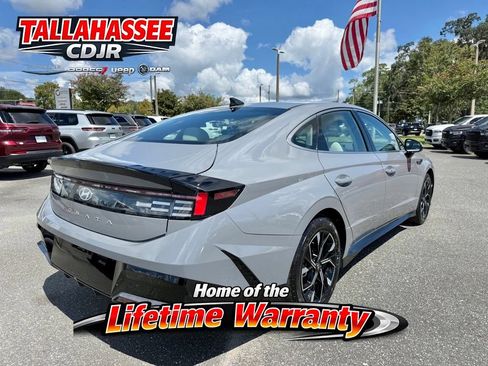 Used 2024 Hyundai Sonata SEL FWD image 3