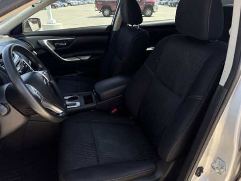 Used 2018 Nissan Altima 2.5 S w/ S Convenience Package image 22