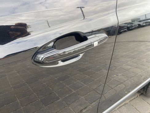 Used 2022 Cadillac XT5 Sportv image 9