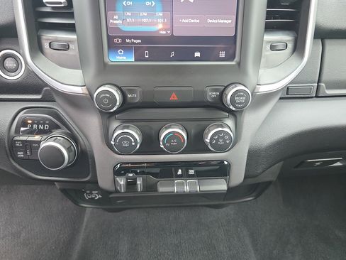 Used 2024 RAM 2500 Big Horn w/ Bed Utility Group image 28