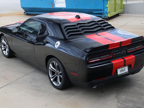 Used 2021 Dodge Challenger R/T RWD image 6