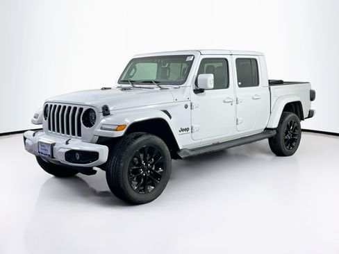 Used 2023 Jeep Gladiator Overland AWD/4WD image 1