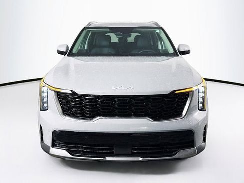 New 2026 Kia Sorento S image 2