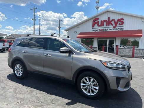 Used 2019 Kia Sorento FWD w/ Option Group 020 image 1