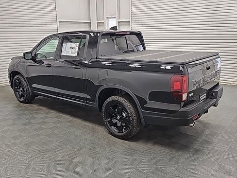New 2026 Honda Ridgeline Black Edition image 5