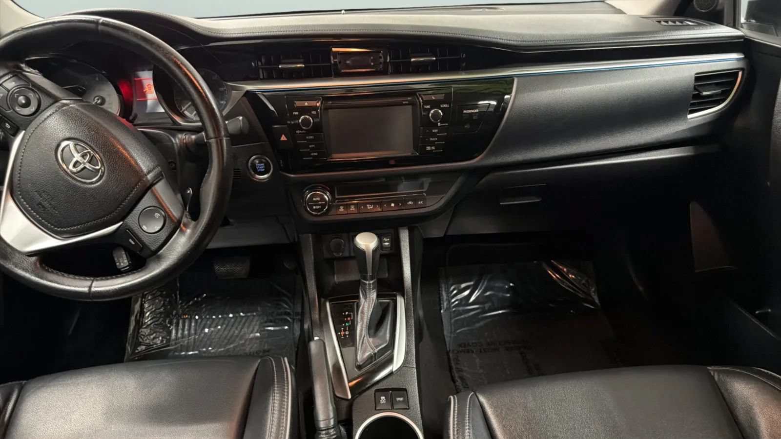 Used 2014 Toyota Corolla S Premium w/ Driver Convenience Package FWD image 16