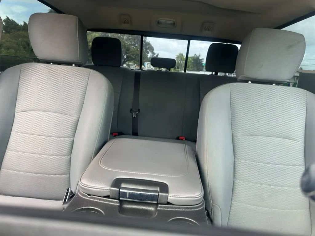 Used 2017 RAM 2500 SLT AWD/4WD image 18