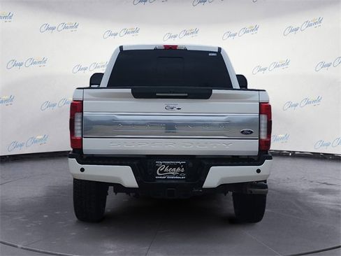 Used 2018 Ford F250 Platinum w/ Platinum Ultimate Package image 4