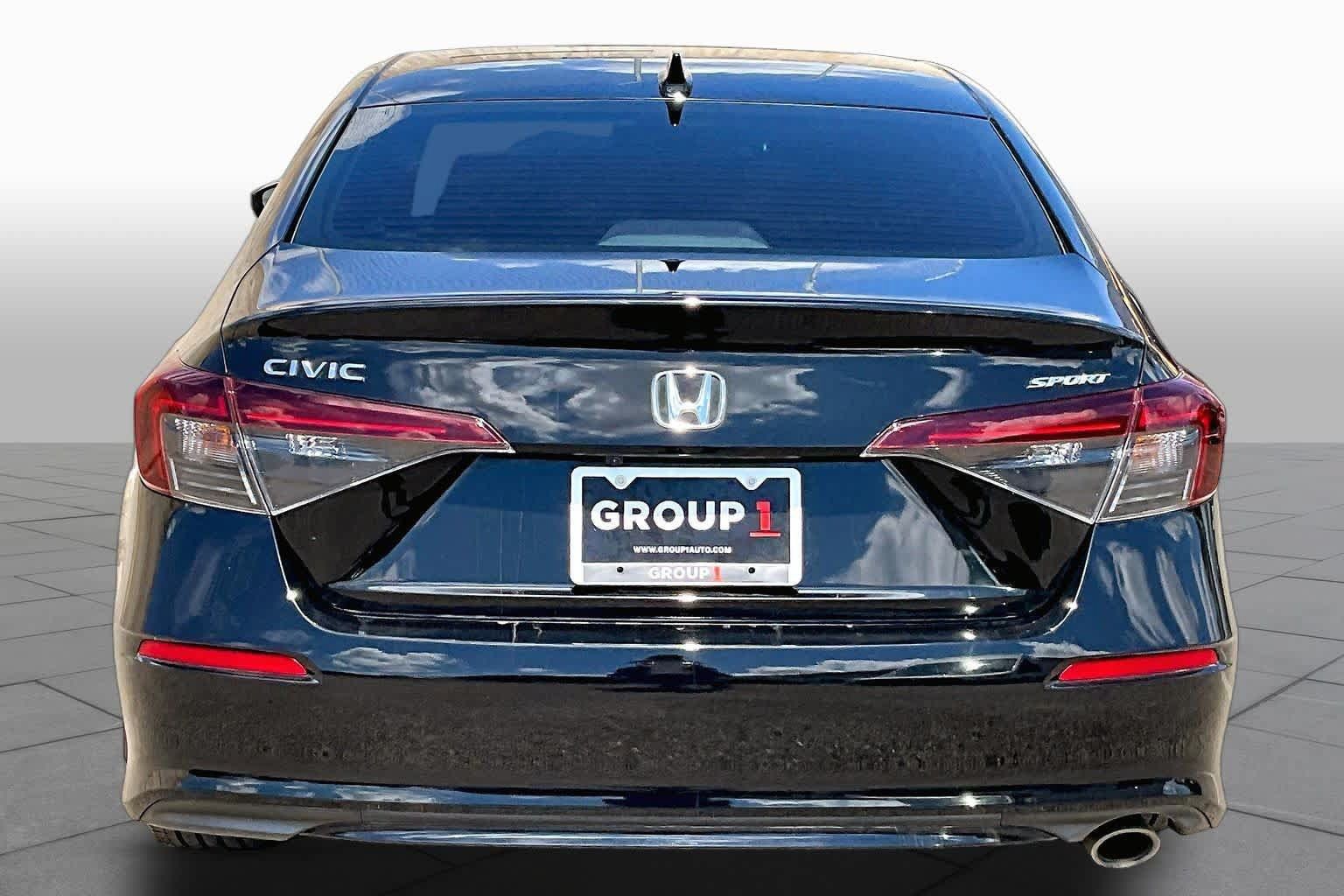 Used 2025 Honda Civic Sport image 5
