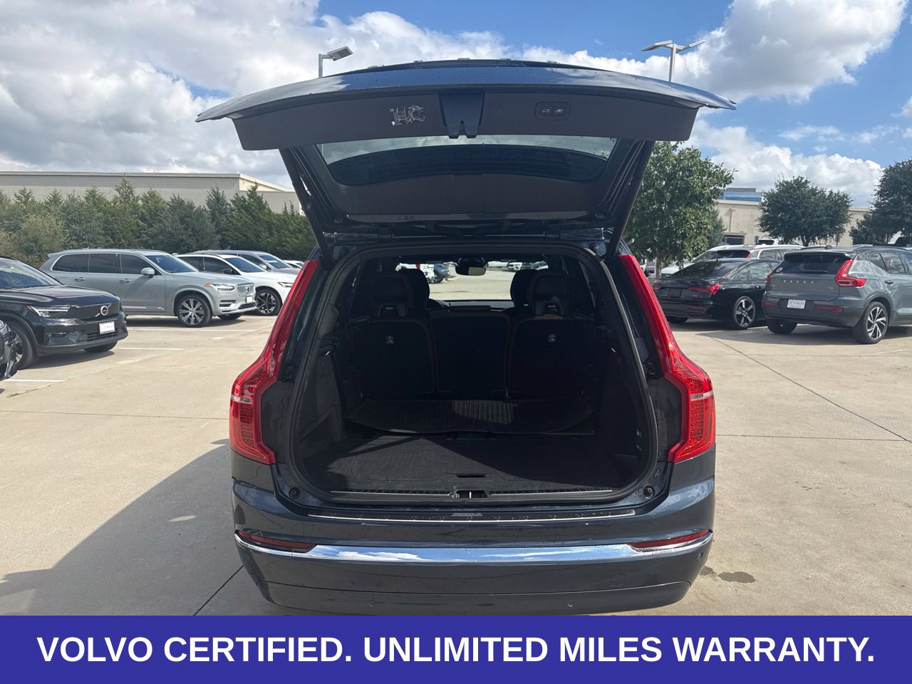 Used 2023 Volvo XC90 B6 Plus w/ Protection Package Premier AWD/4WD image 17