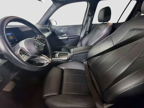 Used 2025 Mercedes-Benz GLB 250 image 13