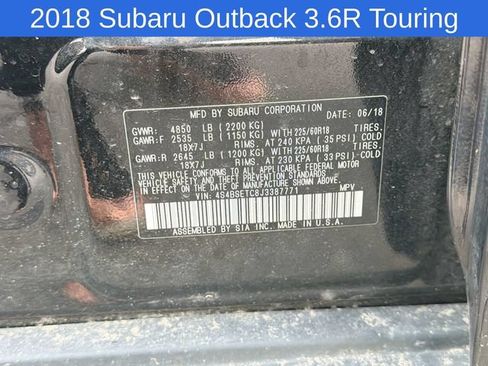 Used 2018 Subaru Outback 3.6R Touring AWD/4WD image 22