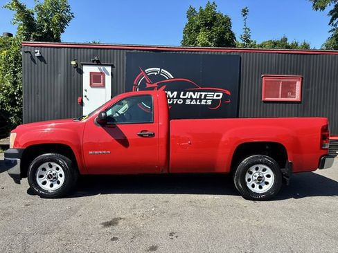 Used 2013 GMC Sierra 1500 W/T RWD image 3