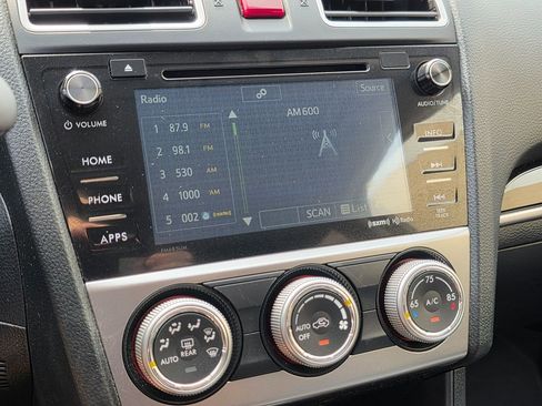 Used 2017 Subaru Crosstrek 2.0i Limited image 36