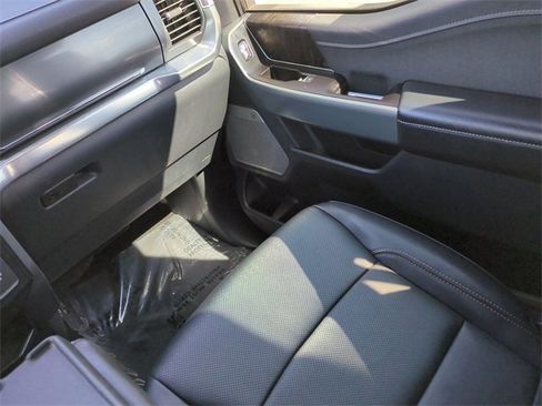 Certified 2022 Ford F150 Lariat w/ Equipment Group 501A Mid image 17