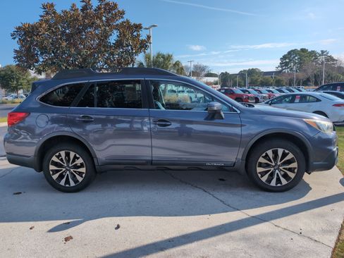 Used 2016 Subaru Outback 2.5i Limited image 11