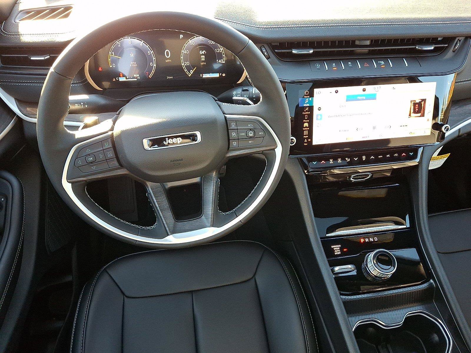 New 2027 Jeep Grand Cherokee Limited AWD/4WD image 7