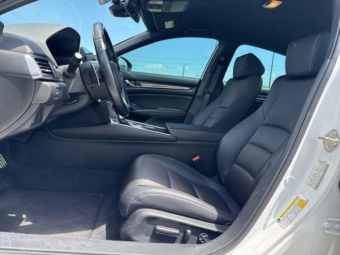 Used 2019 Honda Accord Sport image 6