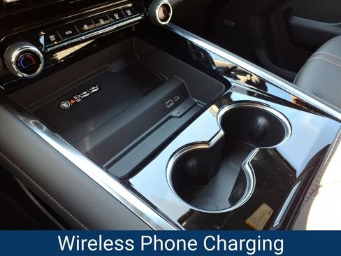 New 2026 Chevrolet Tahoe High Country w/ Sun And Tow Package image 13