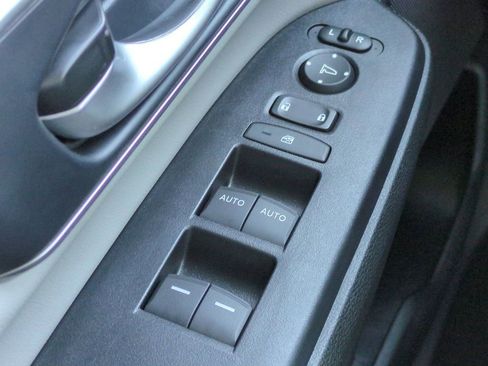 Used 2022 Honda CR-V Touring image 26