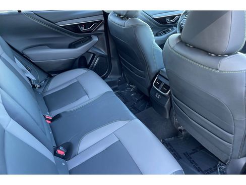 Used 2025 Subaru Outback Onyx Edition image 18