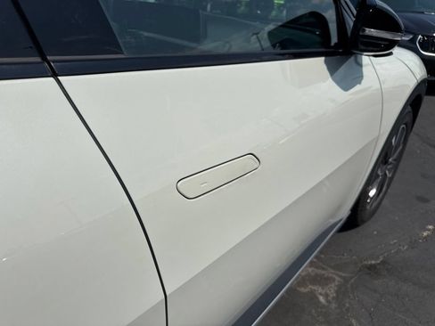 Used 2024 Kia EV6 Light AWD/4WD image 29