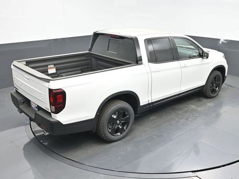 New 2026 Honda Ridgeline Black Edition image 31