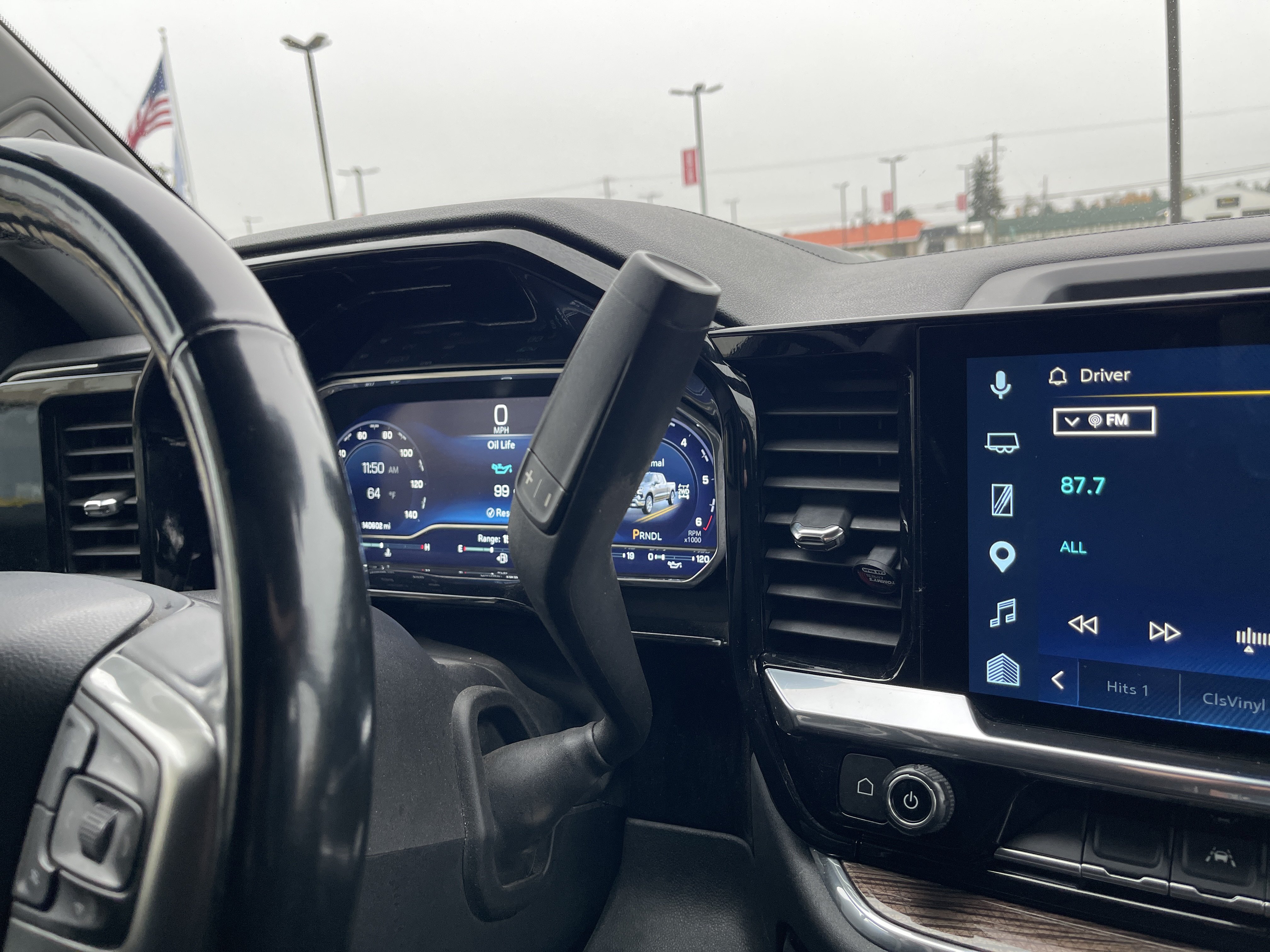 Used 2023 Chevrolet Silverado 1500 LT AWD/4WD image 18