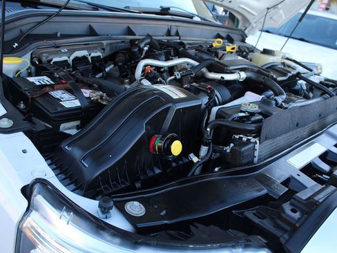 Used 2015 Ford F350 Lariat w/ Lariat Ultimate Package image 40