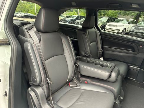 Used 2024 Honda Odyssey Sport image 33