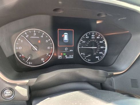 Certified 2023 Subaru Ascent Touring AWD/4WD image 6