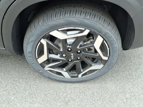 Used 2024 Kia Seltos SX w/ SX Sunroof Package AWD/4WD image 10