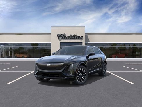 New 2026 Cadillac Lyriq Sport w/ LPO, Floor Liner Package image 8