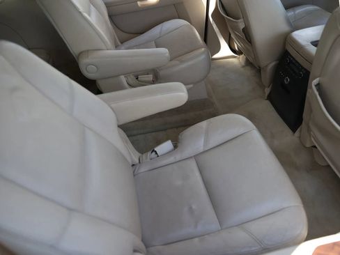 Used 2007 Cadillac Escalade ESV AWD w/ Information Package image 24