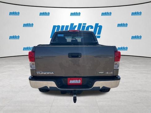 Used 2012 Toyota Tundra 4x4 CrewMax w/ Tow Pkg image 6