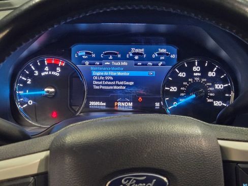 Used 2022 Ford F250 Lariat w/ Black Appearance Package image 15