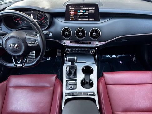 Used 2019 Kia Stinger GT1 image 15