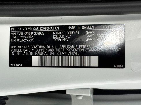 Used 2023 Volvo XC60 B5 Ultimate w/ Protection Package Premier image 47