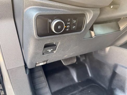 Used 2025 Ford Bronco Badlands AWD/4WD image 16