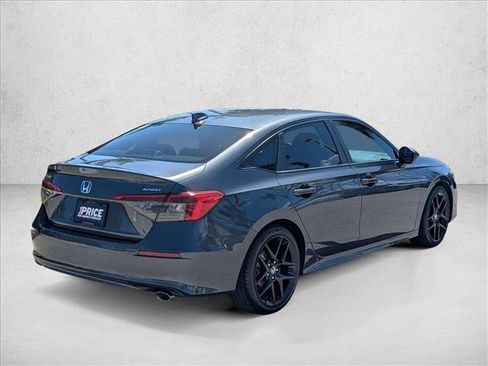 Used 2022 Honda Civic Sport image 5