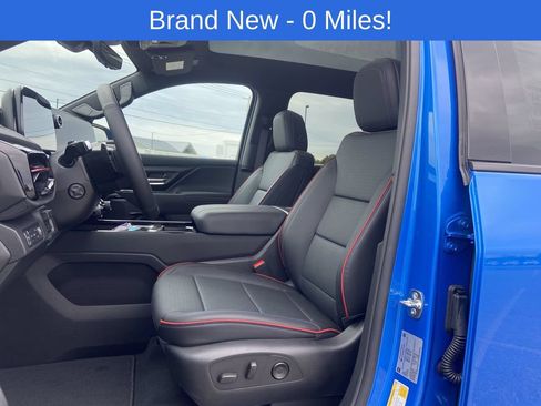 Used 2025 Chevrolet Silverado EV RST AWD/4WD image 20
