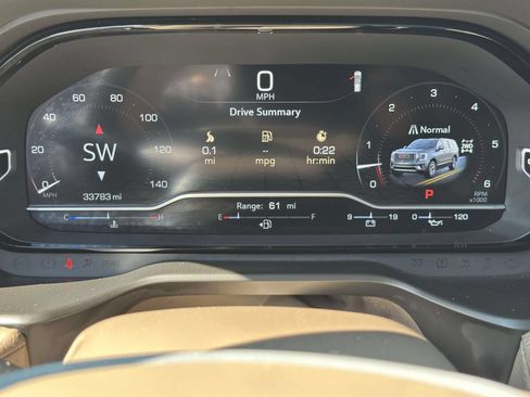Used 2023 GMC Yukon Denali AWD/4WD image 18