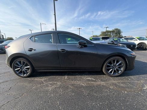 Used 2024 MAZDA MAZDA3 s FWD image 5
