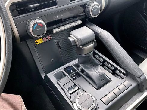 Used 2024 Toyota Tacoma SR5 w/ SR5 Upgrade Package image 23